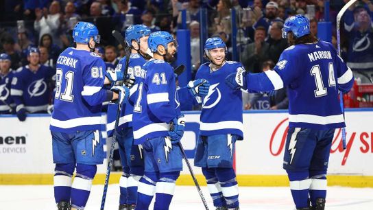 NHL roundup: Lightning win Cup Final rematch vs. Avs (NHL)