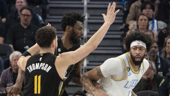 New-look Lakers topple Warriors, 109-103 (NBA)