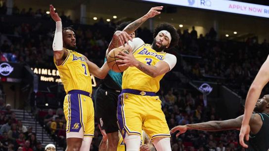 Lakers hope to redirect course vs. Pelicans (NBA)