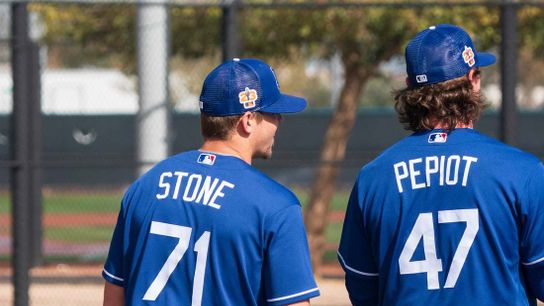 Looking for sweep, Dodgers turn to prospect Gavin Stone (MLB)