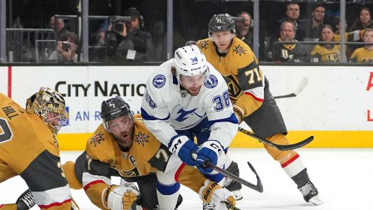 Knights prevail in high-scoring affair with Lightning (NHL)