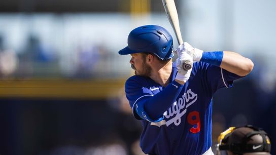 Reports: Dodgers expect long absence for SS Gavin Lux (MLB)