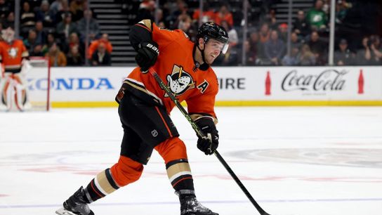 Ducks, Canadiens attempt to focus on future (NHL)