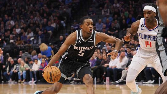 De’Aaron Fox scores 33, Kings top Clippers for 5th straight win (NBA)