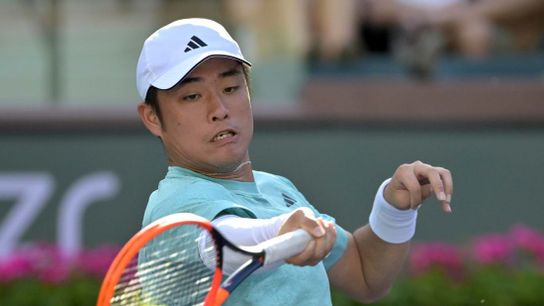 Yibing Wu recovers for first-round win in Indian Wells (Tennis)