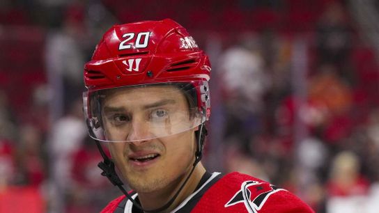 NHL roundup: Sebastian Aho (hat trick), Canes sink Flyers in OT (NHL)
