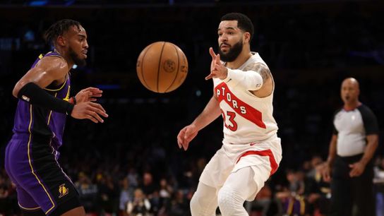 Lakers rally past Raptors for 7th win in 9 games (NBA)