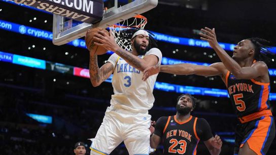 Lakers, Pelicans meet with identical records, different directions (NBA)