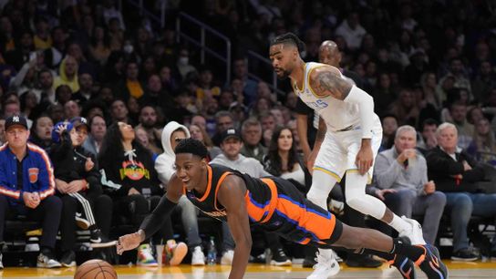 NBA roundup: Knicks hold off Lakers, end 3-game skid (NBA)
