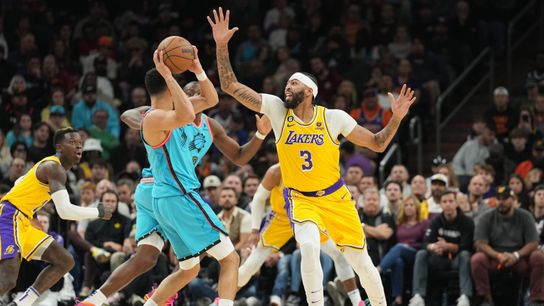 Lakers continue home stand as they face Phoenix Suns (NBA)