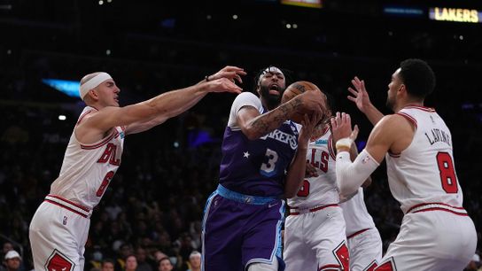 Lakers play Bulls in first of two-game series (NBA)