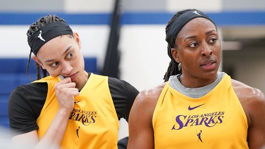 Los Angeles Sparks emphasize culture at team's media day (News)