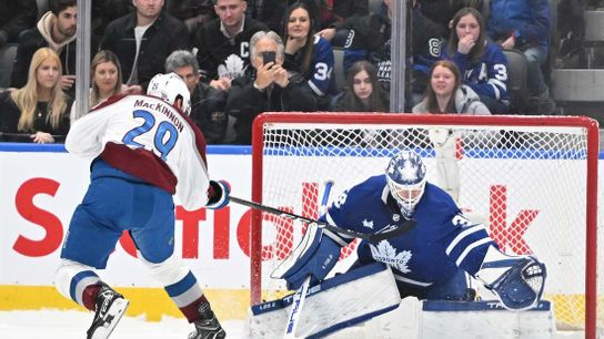 NHL roundup: Avalanche edge Maple Leafs in shootout (NHL)