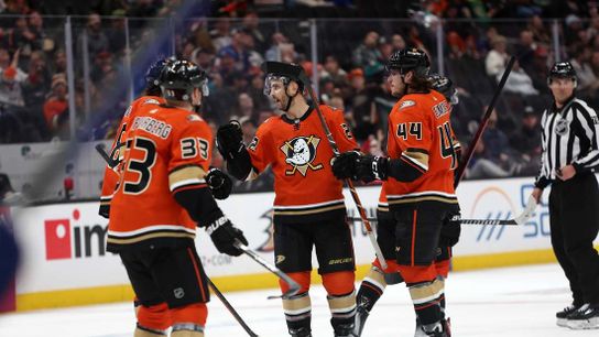 Struggling Ducks, Jackets look to finish off season strong (NHL)