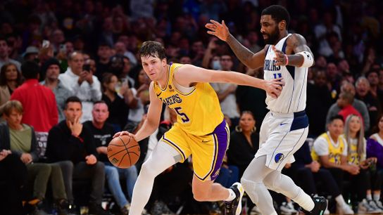 Lakers hope to keep it rolling against Mavericks (NBA)