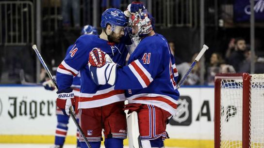NHL roundup: Streaking Rangers blow by Predators (NHL)