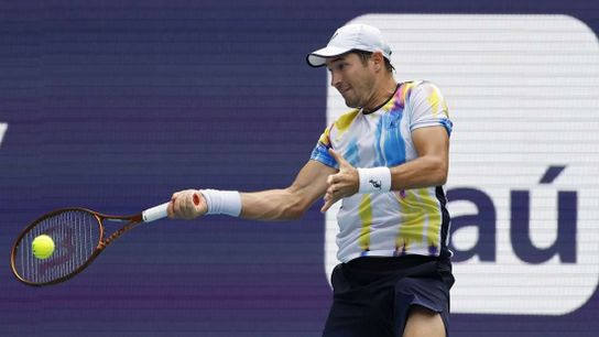 Dusan Lajovic defeats Andy Murray in first round in Miami (Tennis)