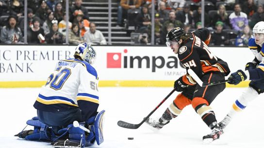 Blues finish off season sweep of Ducks (NHL)