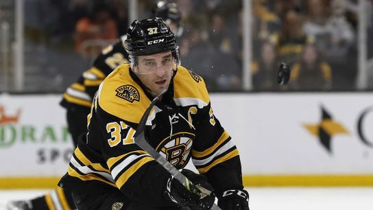Patrice Bergeron, Nico Hischier, Mitchell Marner named Selke finalists (News)