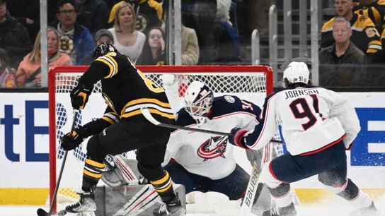 NHL roundup: Bruins clinch league's best record (NHL)