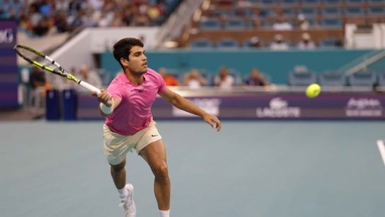 ATP roundup: Carlos Alcaraz rolls into quarters at Barcelona (Tennis)