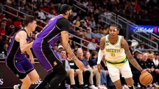 Anthony Davis scores 40 as Lakers rout Rockets (NBA)