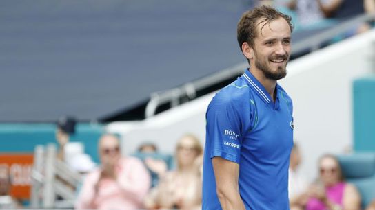 Daniil Medvedev stays hot, advances at Mutua Madrid Open (Tennis)