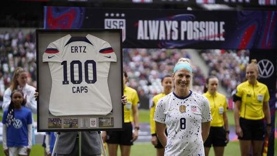 Angel City FC sign M Julie Ertz to 1-year contract (News)