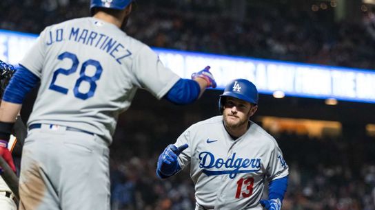 Max Muncy belts 2 homers as Dodgers rally past Giants (MLB)