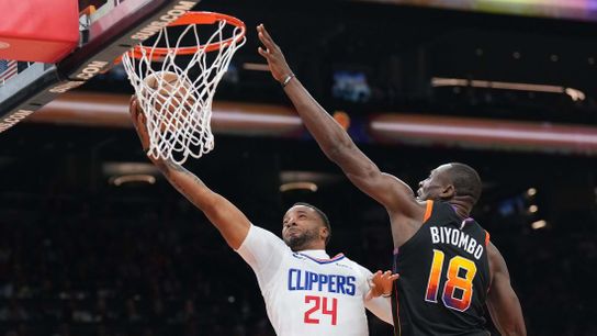 Kawhi Leonard drops 38 as Clippers dispatch Suns (NBA)
