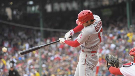 Angels get through rain, Red Sox in 5-4 victory (MLB)