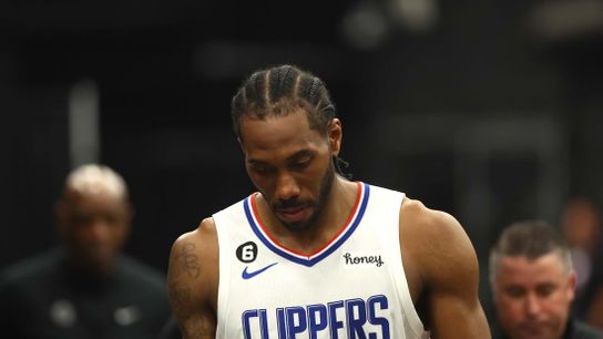 Report: Clippers star Kawhi Leonard has torn meniscus (NBA)