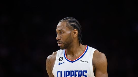 Clippers F Kawhi Leonard (knee) out for Game 5 vs. Suns (NBA)