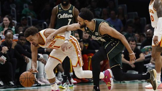 NBA roundup: Hawks use late rally to stay alive (NBA)