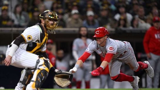 Padres outslug Reds to win second consecutive series (MLB)