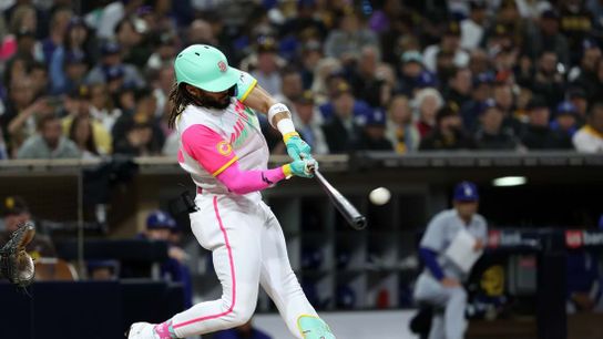 Fernando Tatis Jr. blasts 2 HRs to power Padres past Dodgers (MLB)