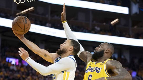 Lakers, now home, try again to close out Warriors (NBA)