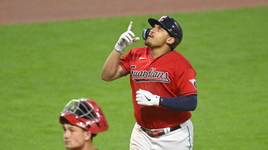 Guardians score 6 in 8th, overcome Angels (MLB)