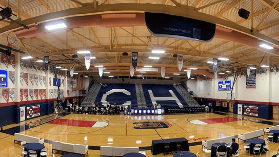 Edgecombe, Queen, Maluach star in Vegas 'Showdown' (College)