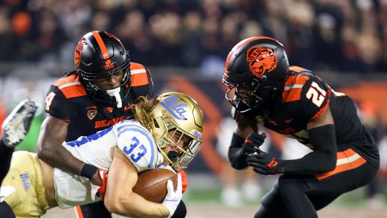UCLA falls on the road to Oregon State, 36-24 (College)