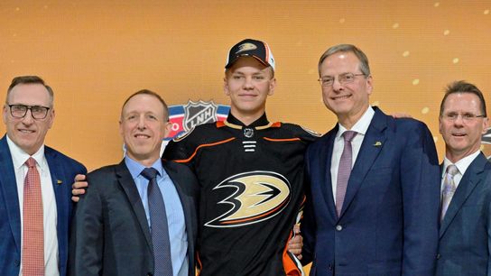 An overview of the Ducks prospect pool: Defenseman, Part 1 (News)