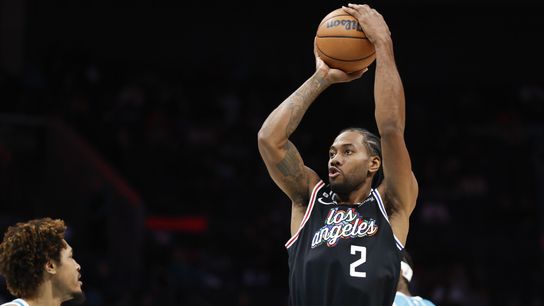 Clippers fall to Kings, 176-175, in double OT (Featured)