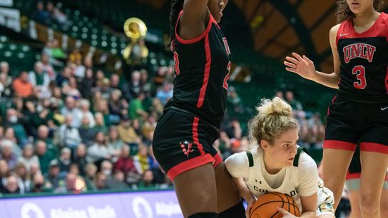 Lady Rebels in Top 25 for first time since 1994 (News)