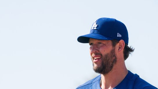 Kershaw dominates at Dodger Stadium in 3-0 victory over Angels (MLB)
