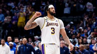 Lakers' playoff push without James is a true test for Davis (Featured)