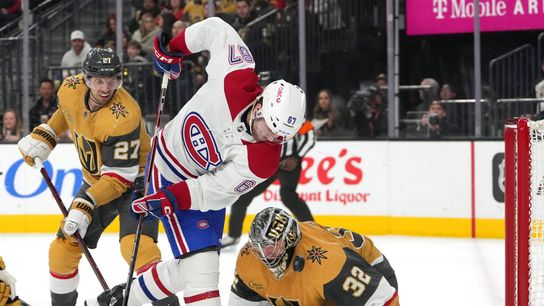 Quick comes through in Golden Knights debut (NHL)