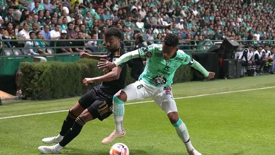 LAFC fall to Club León, 2-1, but gifted a late lifeline (News)