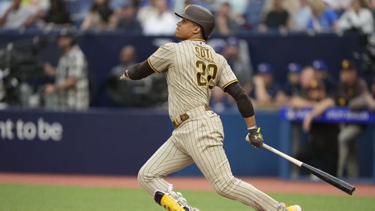 Padres dominate Blue Jays in 9-1 win (MLB)