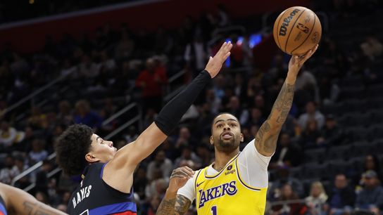 Lakers dominate Pistons behind D'Angelo Russell's 35 points, 133-107 (NBA)