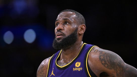 Lakers drop fourth straight game in 127-113 loss to Grizzlies (NBA)